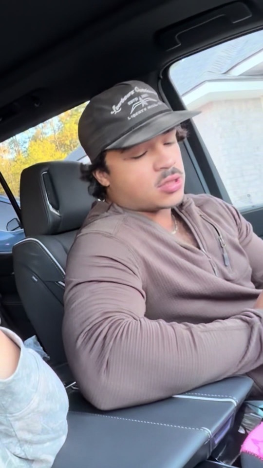 Play TikTok video by @maleahkate